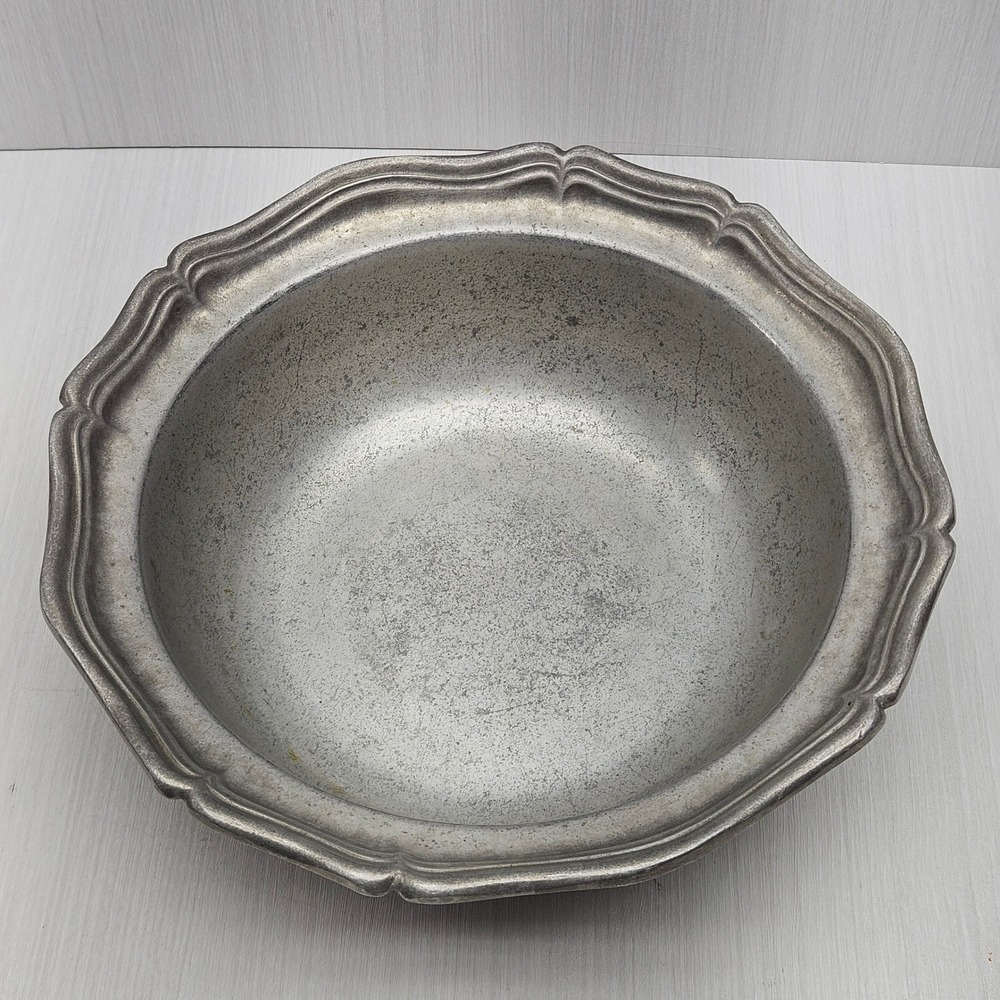 Vintage Wilton Country Ware Pewter Scalloped Bowl 1974 Model 237 Silver Grey
